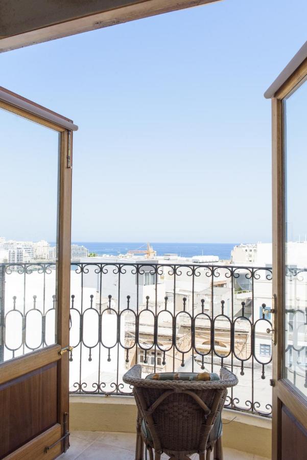 Apartman Stunning 4 Bedroom Apart. Near Balluta Bay Sliema